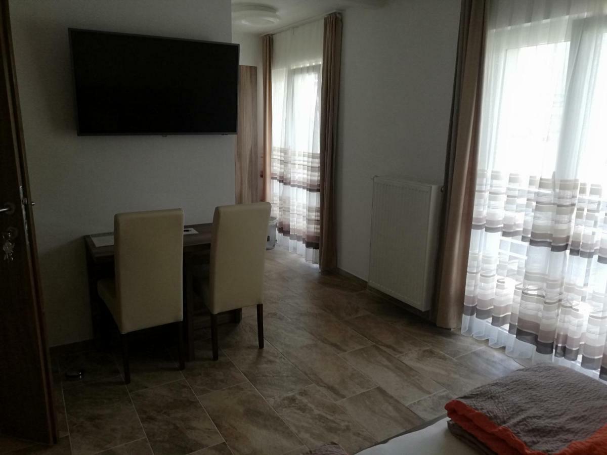 Haus Alexis Hotel Faak am See Exterior photo