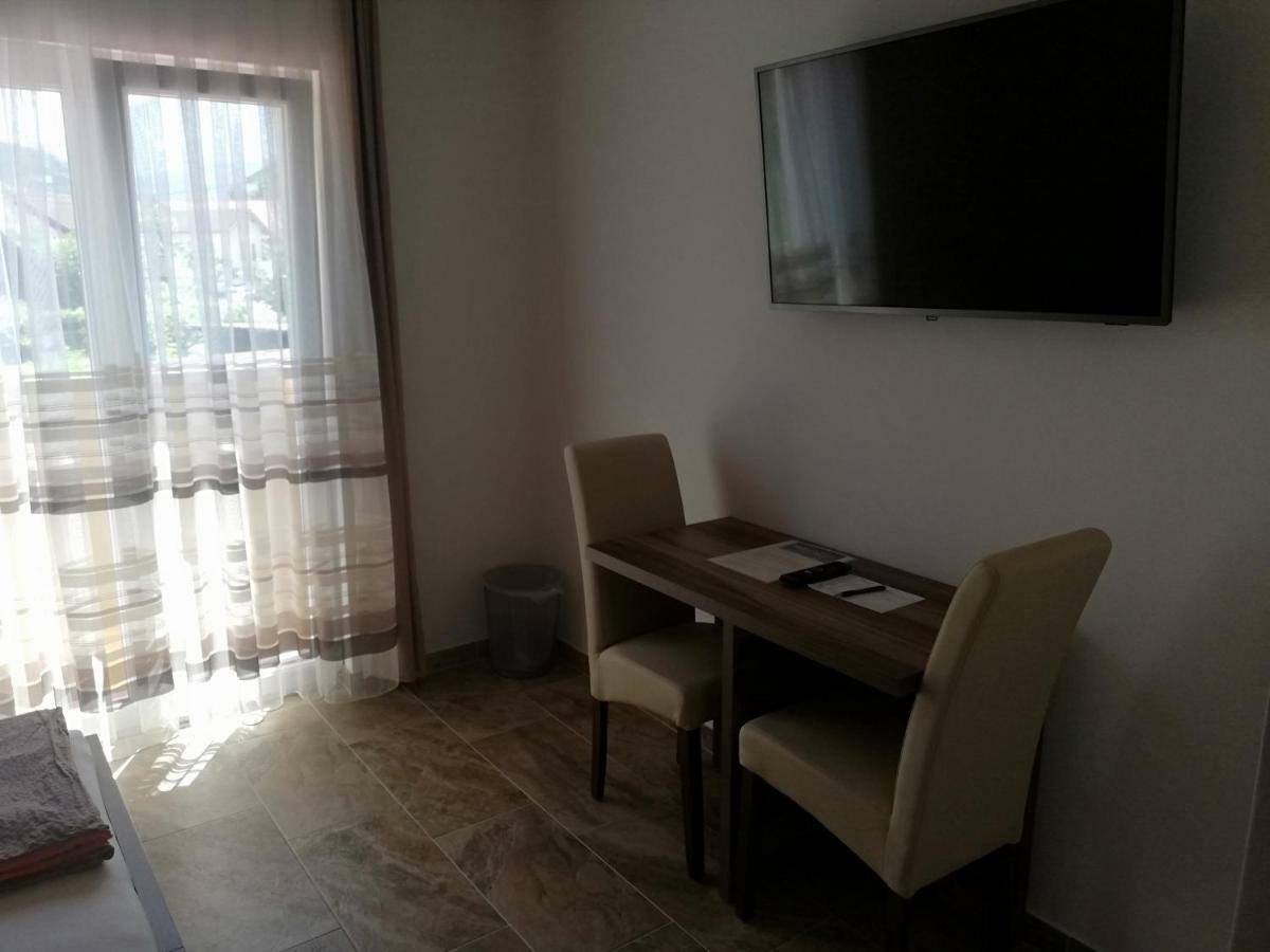 Haus Alexis Hotel Faak am See Exterior photo